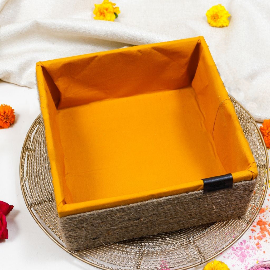 Chandan Holi Gift Hamper