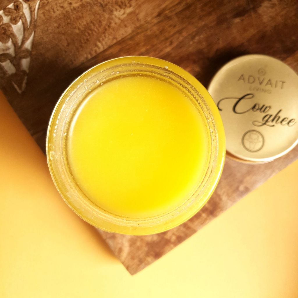 a2 cow ghee yellow colour top view
