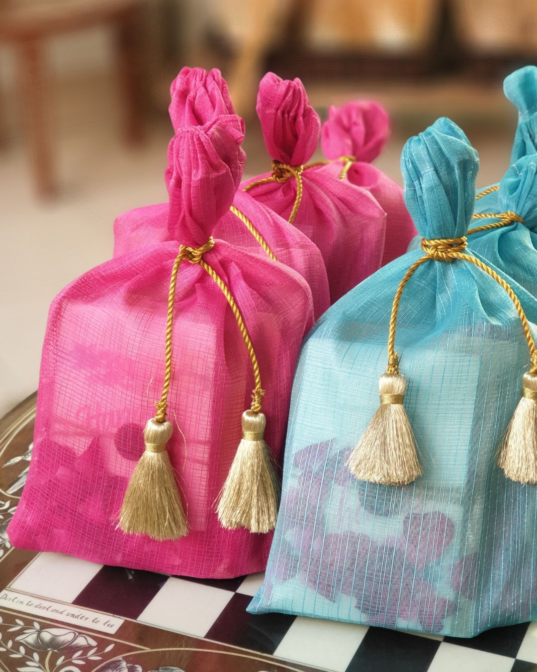 Holi Sammelan Festive Potli