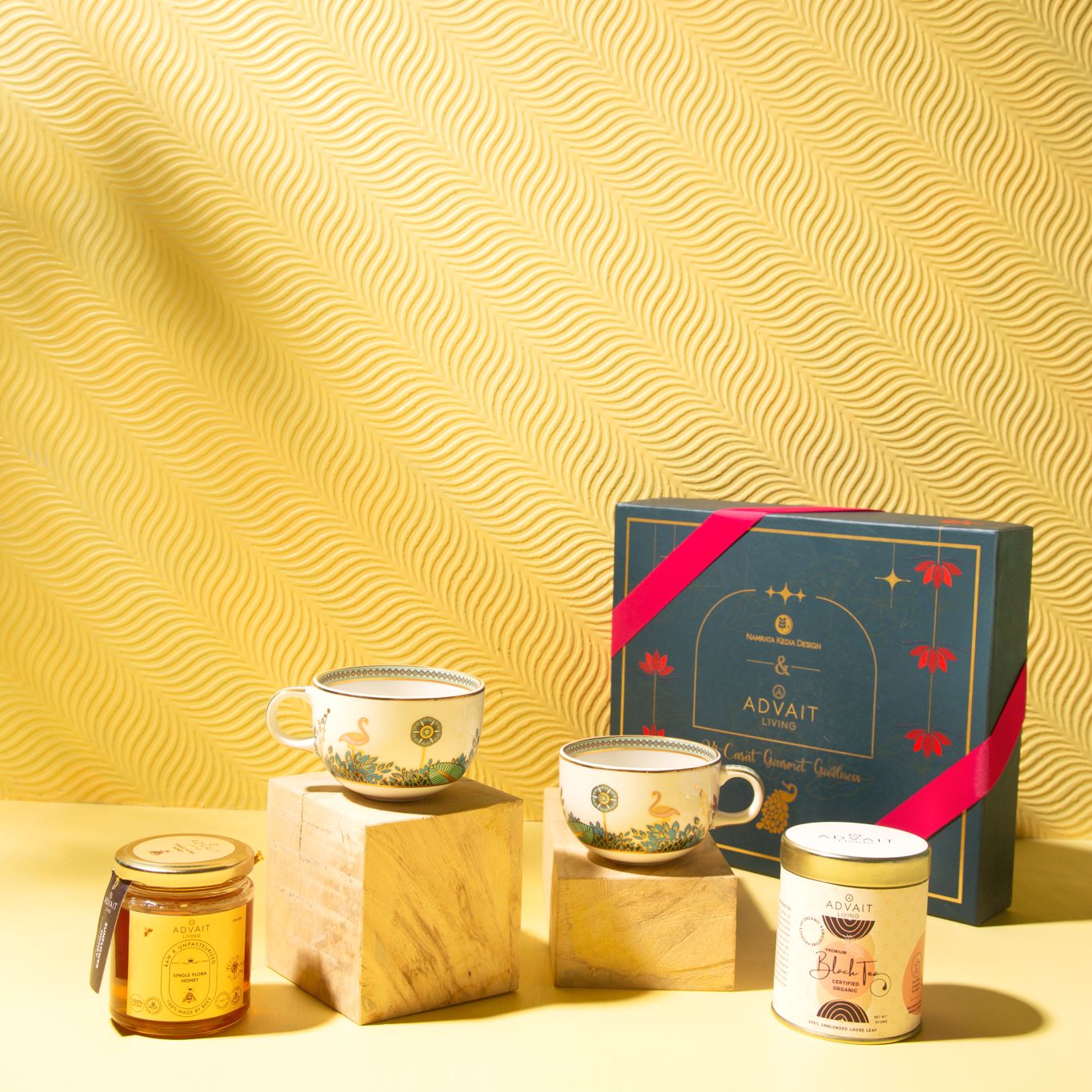 Āśaya Tête-à-Tête: Artisanal Tea Gift Box for Two